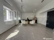 Clădire de birouri 340 mp, parcare și spațiu verde – zo 