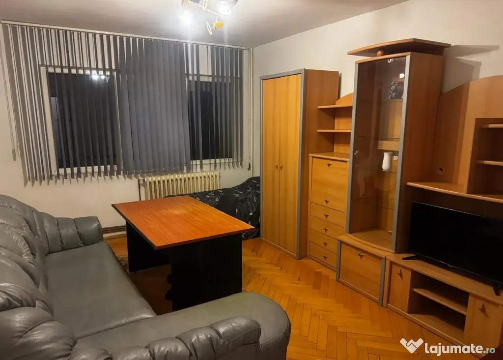 Ap 2 cam D, ultracentral, langa Palas - Iasi (Iasi)