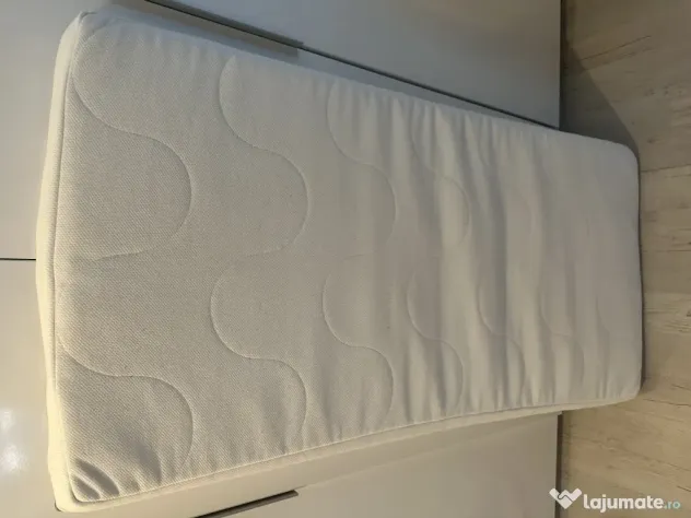 Pătuț Kinderkraft + saltea Ikea