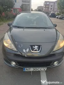 Vand Peugeot 207, benzină