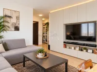 2 camere Titan decomandat, centrală, an 2013, 72 mp 