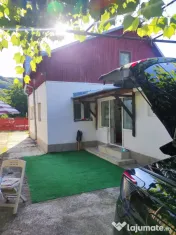 Casa cu 5 camere , la 25 km de Sinaia 