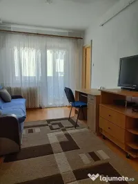 Închiriez garsonieră pe termen lung