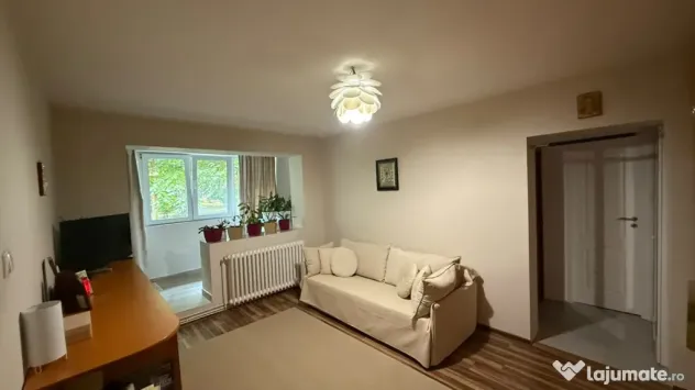 Apartament de vânzare - 2 camere Alba Iulia