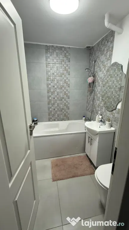 Apartament de vânzare - 2 camere Alba Iulia