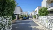 Vila 6 camere- Iancu Nicolae- comlex inchis, zona British -Z 