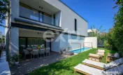 Vila 6 camere- Iancu Nicolae- comlex inchis, zona British -Z 
