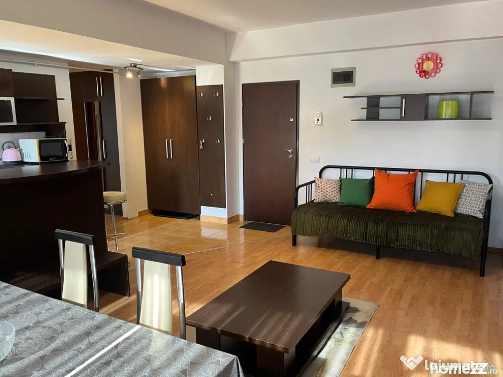 Inchiriez apartament 3 camere in zona centrală Cluj Napoca - Cluj-Napoca (Cluj)