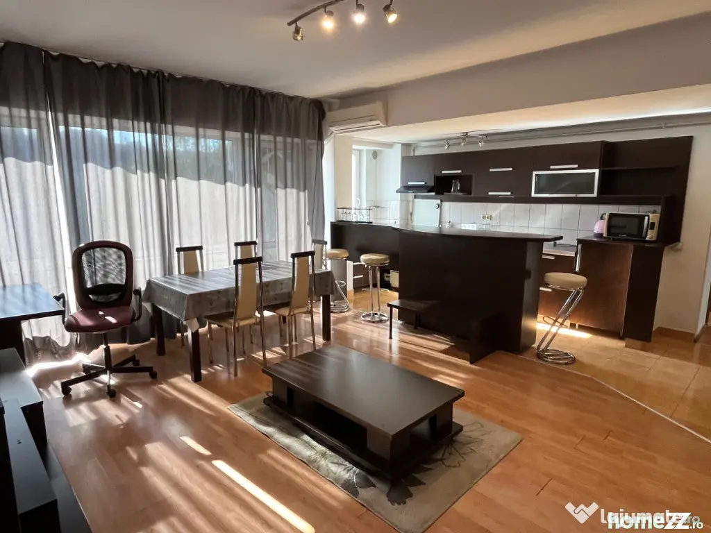 Inchiriez apartament 3 camere in zona centrală Cluj Napoca - Cluj-Napoca (Cluj)