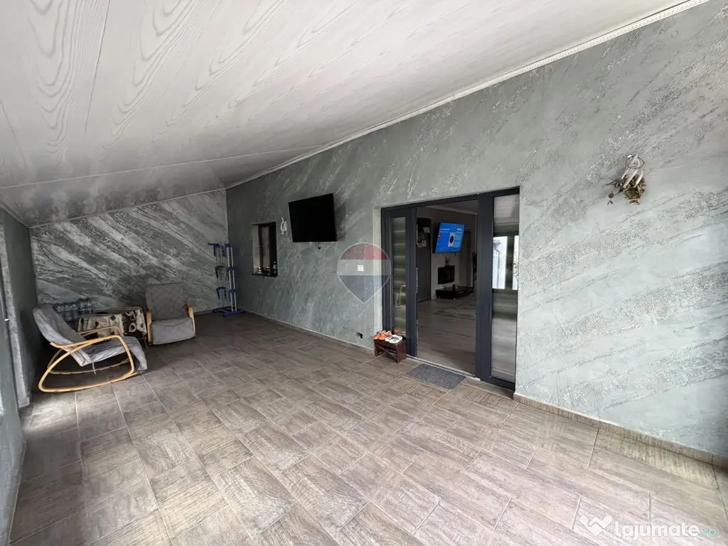 Casă Individuală P+Pod înalt / Vânători / Construcție Regie Proprie - Vanatori (Vrancea)