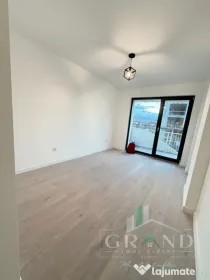 Apartament 3 camere de vanzare , Eroilor, Floresti.