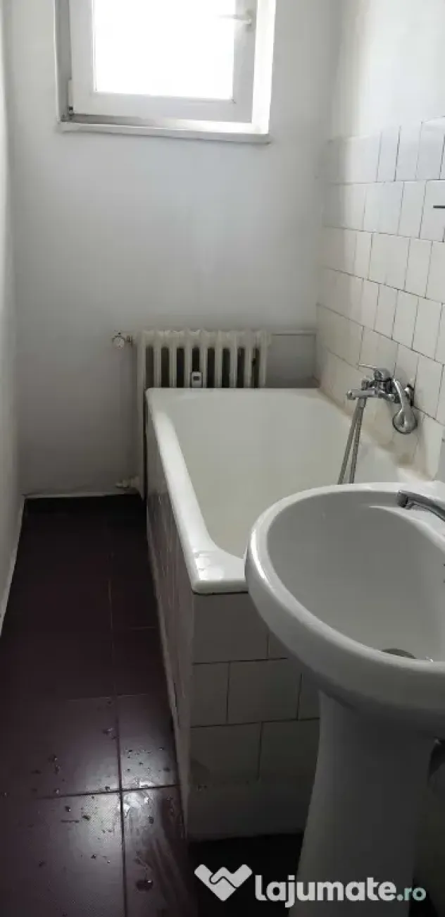 Dristor etaj 8 decomandat - Bucuresti (Bucuresti-Ilfov)