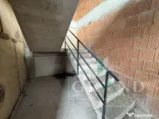 DE ÎNCHIRIAT–Spațiu Comercial/Birouri/Clinică–162 mp 