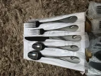 Set tacâmuri 60 piese oțel inoxidabil negru lucios pentru 12 – Negru 