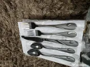 Set tacâmuri 60 piese oțel inoxidabil negru lucios pentru 12 – Negru