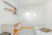 Apartament 3 camere de închiriat – Faleza Nord, Constanț 