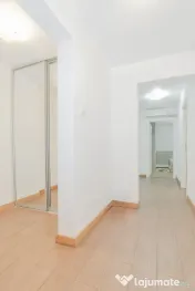 Apartament 3 camere de închiriat – Faleza Nord, Constanț 