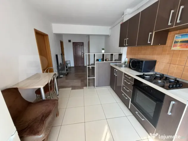 Apartament 2 camere, 38 mp, priveliste frumoasa, zona Edgar