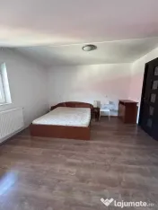 Apartament cu 3 camere, 92 mp, de închiriat în Florești – zona Eroilor 