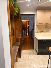 Apartament modern cu 3 camere, în zona centrală – vis-a-