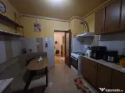 Apartament cu 4 camere, parter înalt, zonă centrală – S 