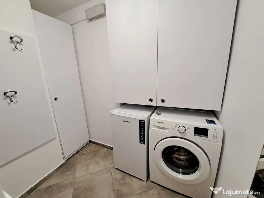 Garsoniera 12,50 mp - Universitate - Bucuresti (Bucuresti-Ilfov)