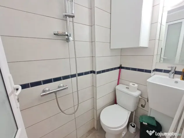 Garsoniera 12,50 mp - Universitate - Bucuresti (Bucuresti-Ilfov)