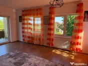Vila eleganta si spatioasa in Andrei Muresanu-cu 2 locuri de parcare 