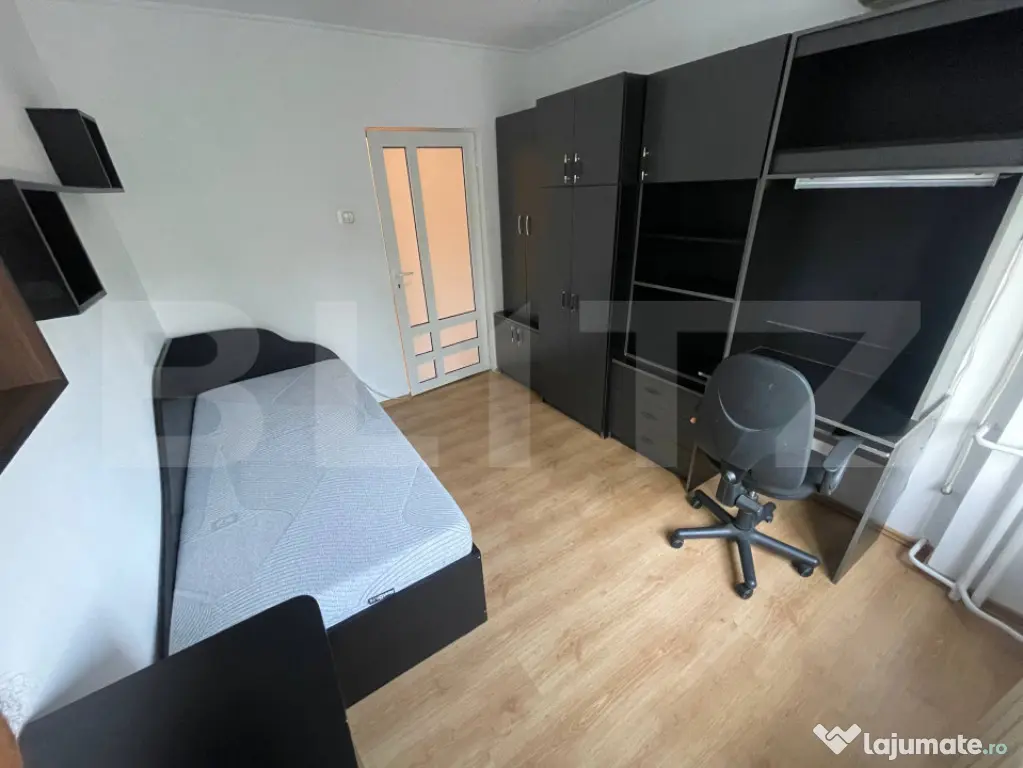 APARTAMENT 3 CAMERE DECOMANDAT | PIAȚA DECEBAL - Oradea (Bihor)