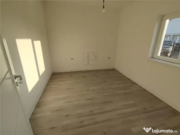 Casa individuala - spatii generoase- zona foarte buna - carp - Mosnita Noua (Timis)