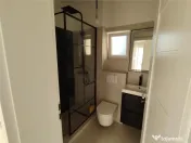 Casa individuala - spatii generoase- zona foarte buna - carp 