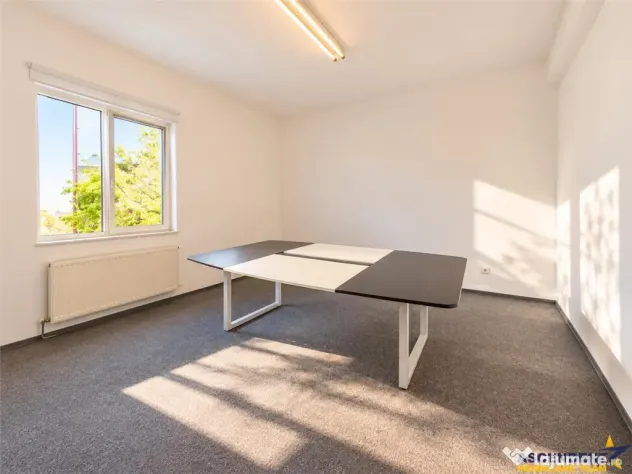 Spatiu birouri, cu 3 locuri parcare, Central, Brasov - Brasov (Brasov)