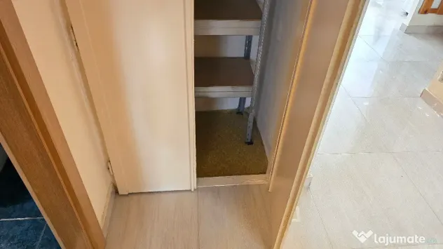 Inchiriez apartament 3 camere decomandat in Deva, I. Creanga, parter - Deva (Hunedoara)