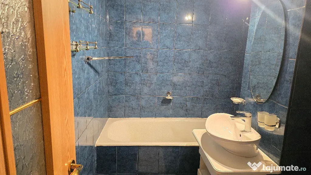 Inchiriez apartament 3 camere decomandat in Deva, I. Creanga, parter - Deva (Hunedoara)