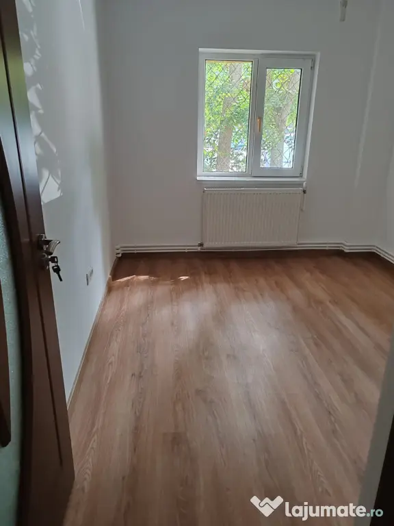 Apartament de vânzare Colentina 4 camere