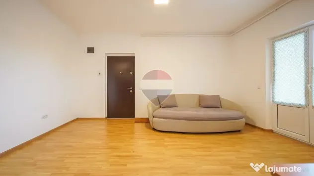 DE VANZARE | 3 CAMERE | CRISTIAN | 72 MP | LOC PARCARE | - Cristian (Brasov)