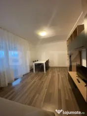 Apartament cu 3 camere decomandate, terasa, zona Recuperare