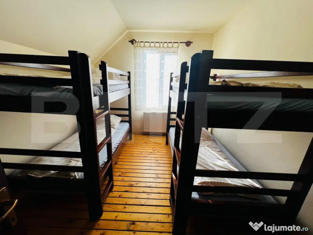 Casa de inchiriat pentru muncitori , 5 camere , 130 mp , 450 - Madaras (Mures)