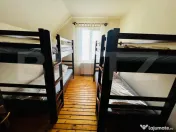 Casa de inchiriat pentru muncitori , 5 camere , 130 mp , 450 