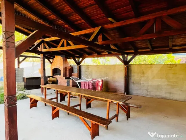 Casa de inchiriat pentru muncitori , 5 camere , 130 mp , 450 - Madaras (Mures)