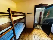 Casa de inchiriat pentru muncitori , 5 camere , 130 mp , 450 