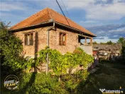 FILM! Casa traditionala, pe domeniu de 2.162 mp, Turia, Cov 