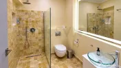 Apartament lux 3 camere, HerДѓstrДѓu, decomandat, terasДѓ, parcare