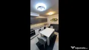 Apartament lux 3 camere, HerДѓstrДѓu, decomandat, terasДѓ, parcare