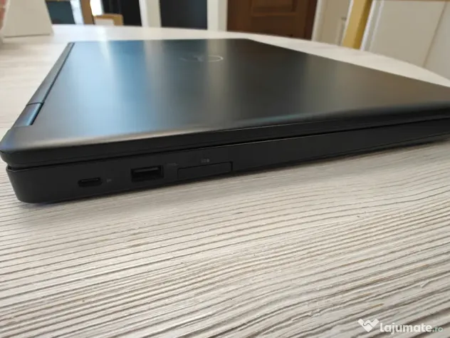 Laptop Dell Latitude 5590, i5 7300U, 16 GB DDR4, 512 GB SSD M.2 NVMe, Wi-Fi