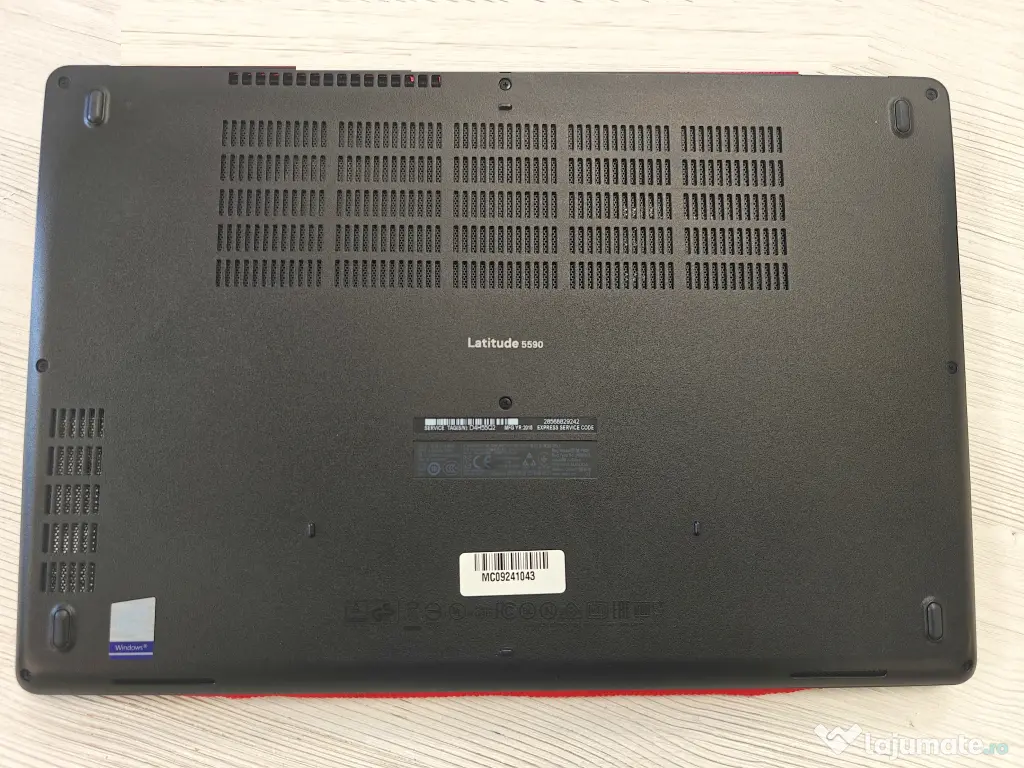 Laptop Dell Latitude 5590, i5 7300U, 16 GB DDR4, 512 GB SSD M.2 NVMe, Wi-Fi