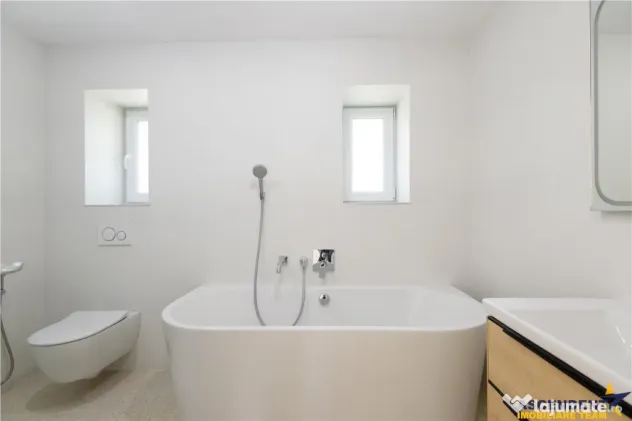 Proprietate rara, aspect modern in eleganta prezentare, Cent - Brasov (Brasov)