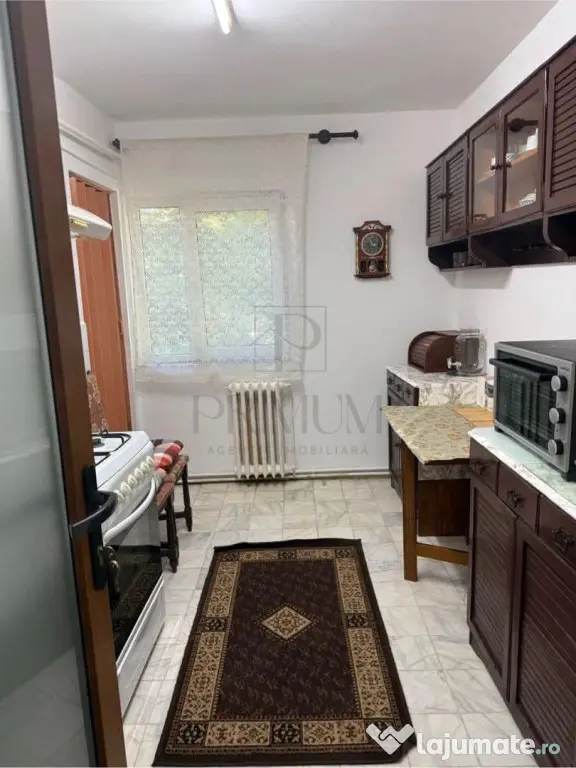 GIROCULUI - ETAJ 1 - GARAJ BOXA - 3 CAMERE - 2 BAI - CENTRAL - Timisoara (Timis)