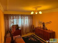 Km 4-5, de vanzare apartament decomandat, 3 camere, mobilat 