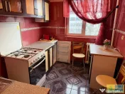 Km 4-5, de vanzare apartament decomandat, 3 camere, mobilat 